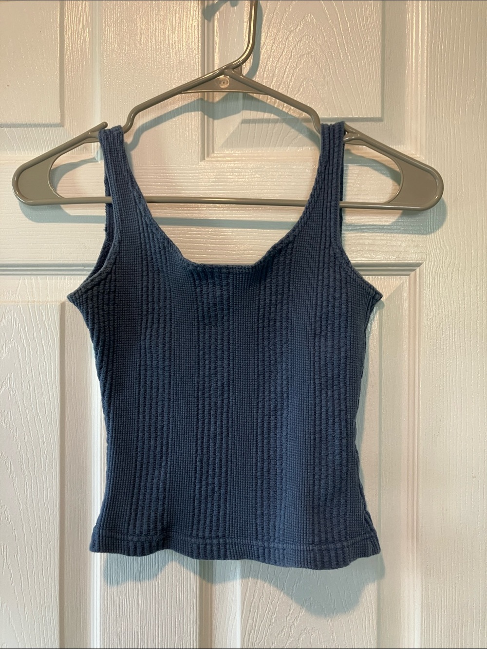 Betty blue cropped blue textured tank top small